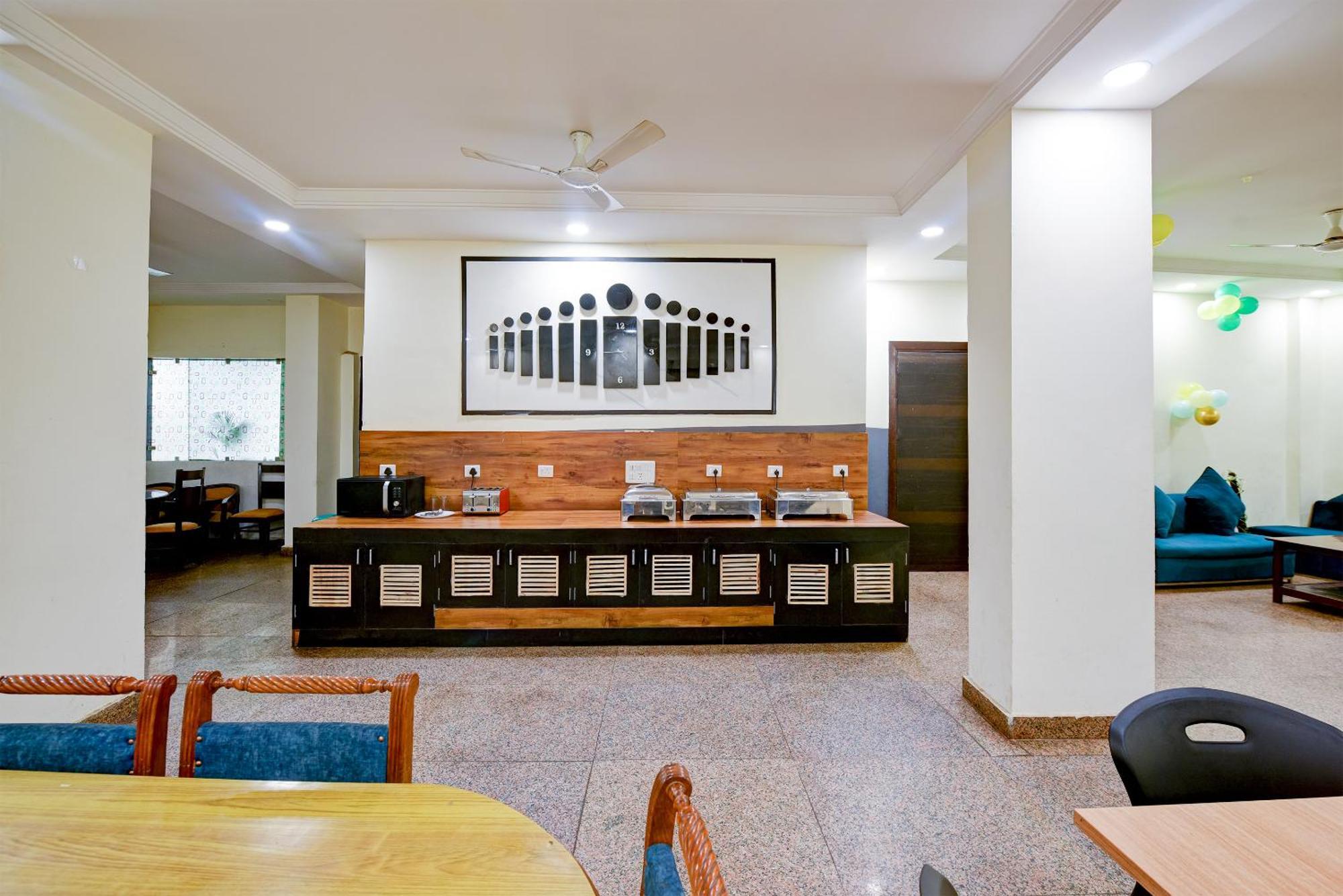 Majestic Park B & B At Airport Neu-Delhi Exterior foto